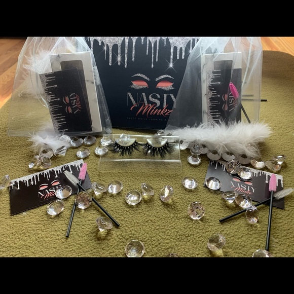 Mink Lashes - Picture 11 of 11